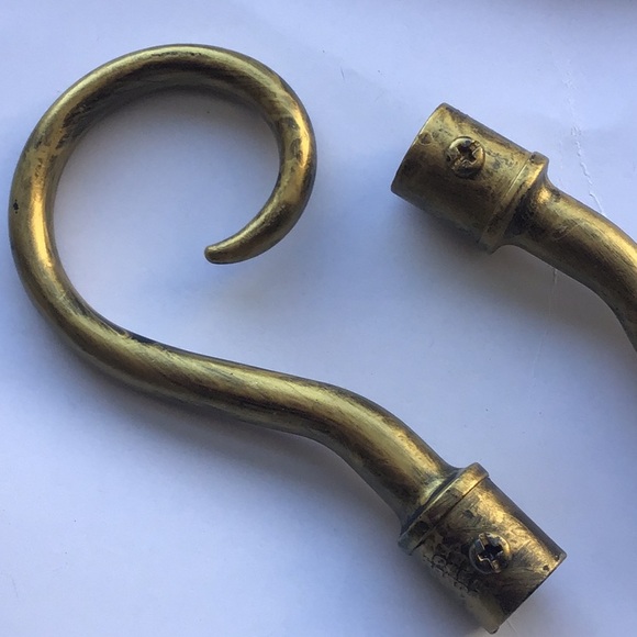 Rustic antique gold drape holder hooks - Picture 3 of 9